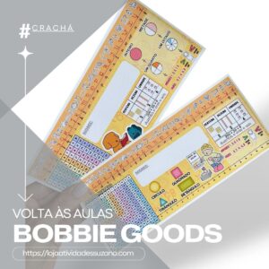 Crachá de Mesa Volta às Aulas PDF – Editável  no Nome, Tabuada, Alfabeto Cursivo, Frações e Mais!